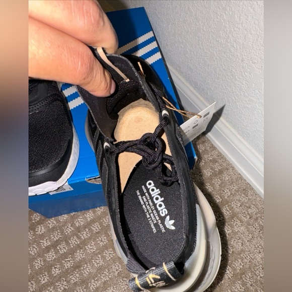 Adidas Black Sneakers NMD_V3 Womens Shoes NEW size 8 - Picture 3 of 13